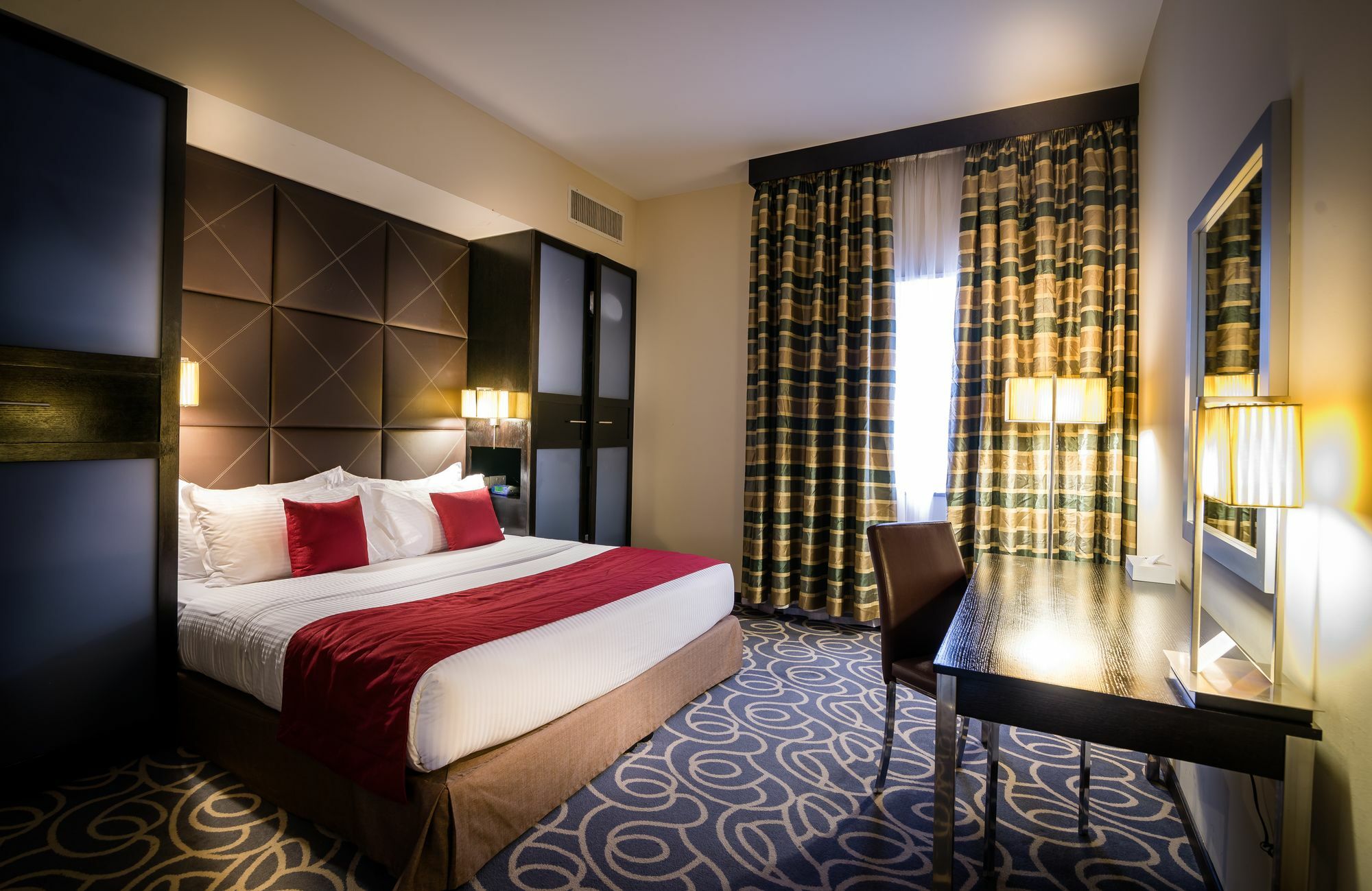 The Eclipse Boutique Suites Abu Dhabi Esterno foto